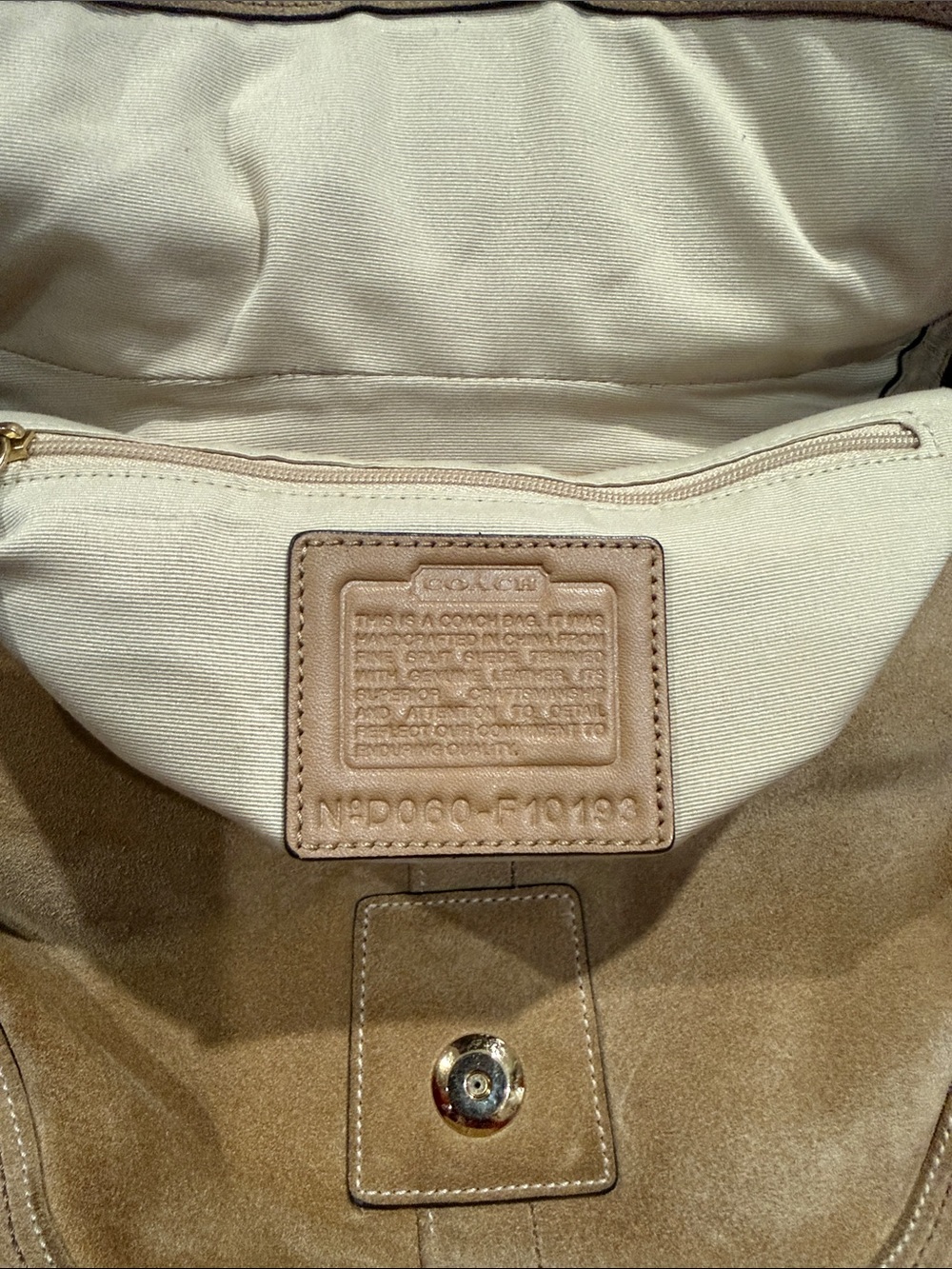 Vintage Coach Hobo Shoulder Hobo Bag in Beige - Picture 3 of 3